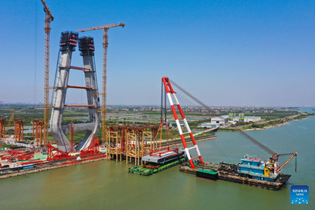 Izgradnja mosta Hungćimen u Guangdungu