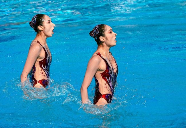 Vang Liuji i Vang Ćijenji prvakinje u sinhronom plivanju u Mađarskoj