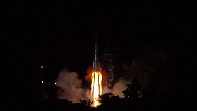 Kina uspešno lansirala satelit „Tianlian II-03”