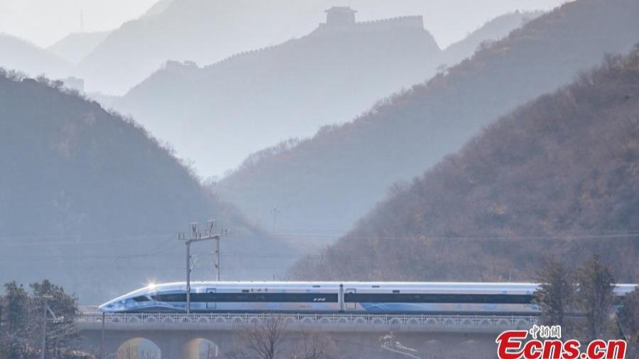 قطار هوشمند المپیک در پکن شروع به کار کرد + تصاویر