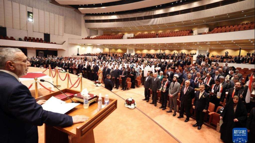 Иракийн шинэ сонгуулийн Үндэсний ассамблейн анхны хуралдаан болж байна