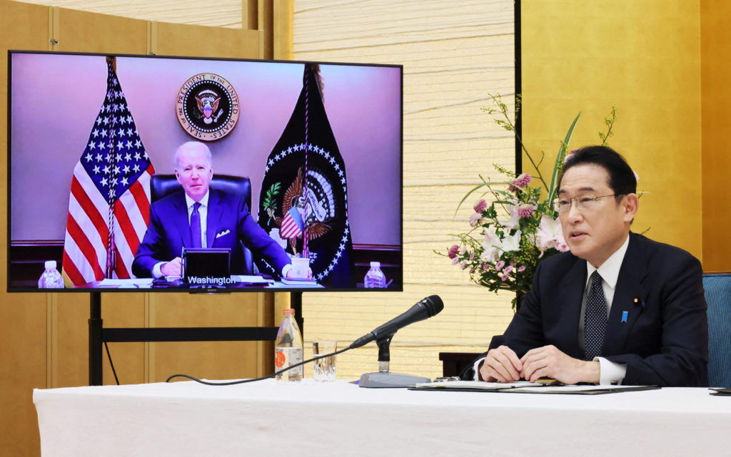دیدار مجازی رییس جمهور آمریکا و نخست وزیر ژاپنا