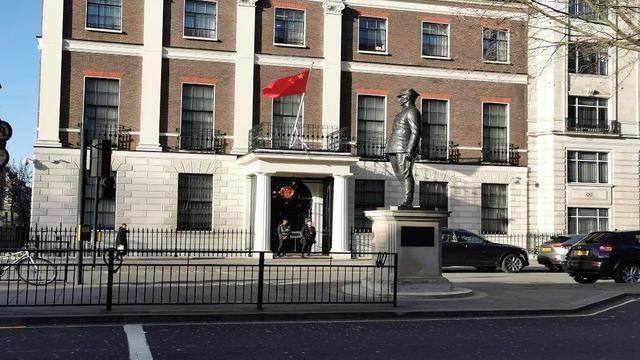 مخالفت قاطعِ سفارت چین در لندن با بیانیه مداخله‌جویانه انگلیس-استرالیاا