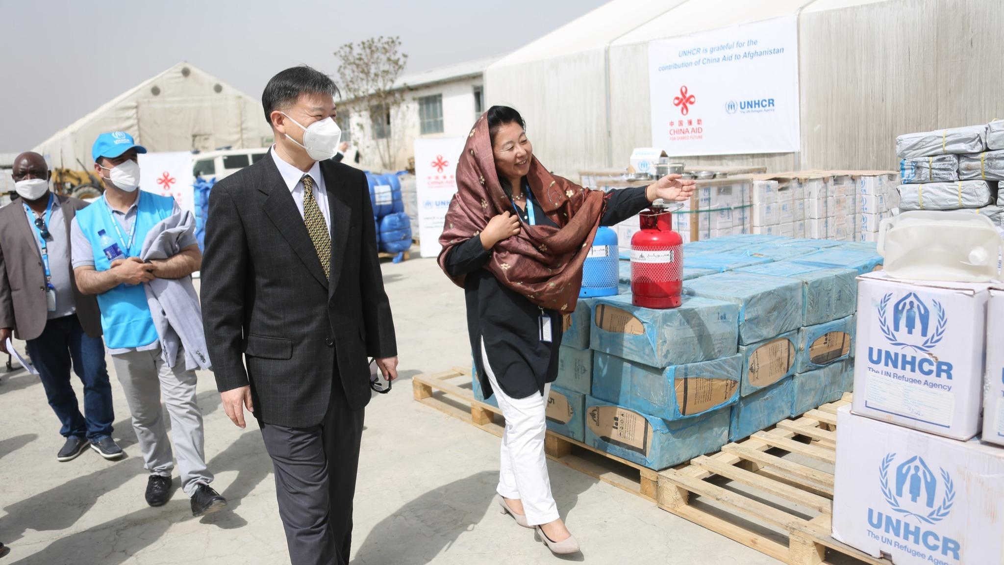 تحویل سری جدیدی از کمک های بشردوستانه چین به افغانستانا