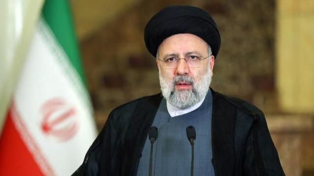 رییس جمهور ایران: قطعنامه‌ها ملت ایران را وادار به عقب‌نشینی نمی‌کندا