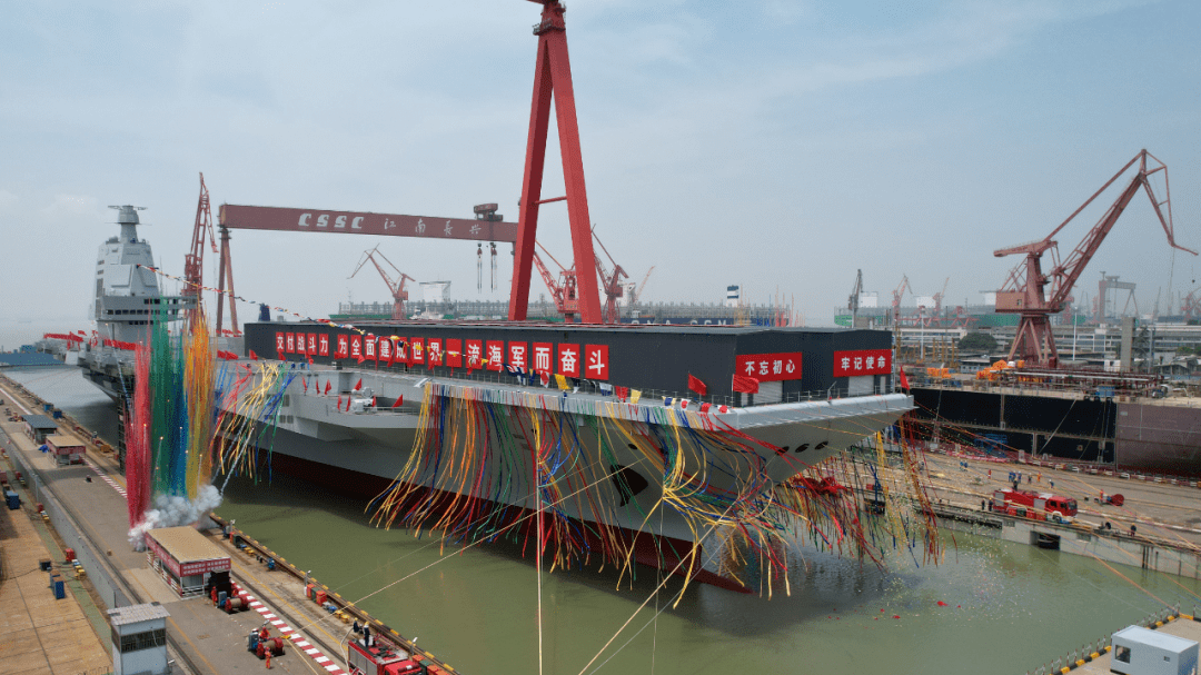 نوسازی نیروی دریایی چین: آنچه پشت ناو هواپیمابر فوجیان است