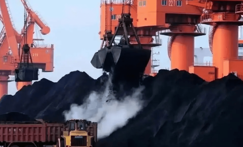 ممنوعیت واردات زغال سنگ روسیه به اتحادیه اروپا  اجرایی شدا