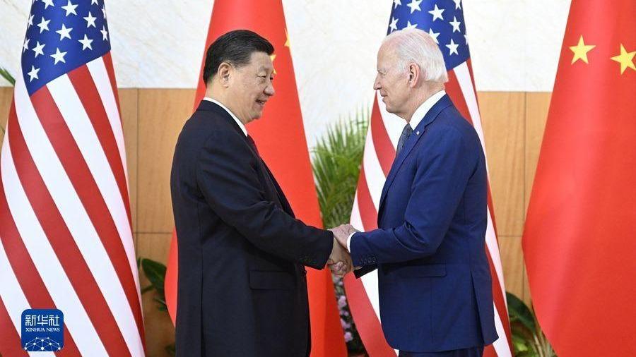نشست خبری وانگ یی با خبرنگاران درباره ملاقات سران چین و آمریکاا