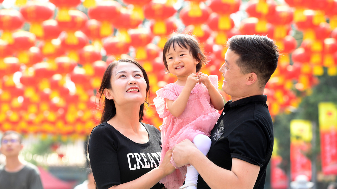اقدام خردمندانه دولت چین برای تشویق فرزندآوری بیشترا