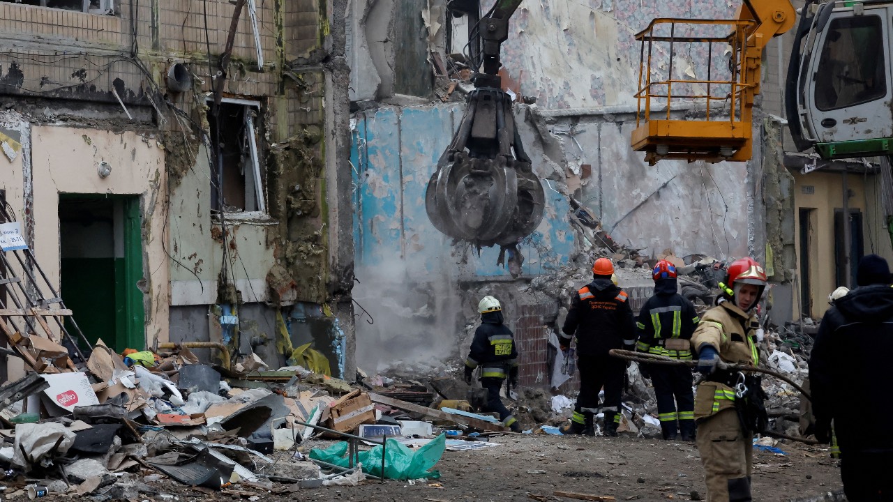 تعداد کشته‌شدگان حمله روسیه به دنیپرو در شرق اوکراین به 45 نفر رسیدا
