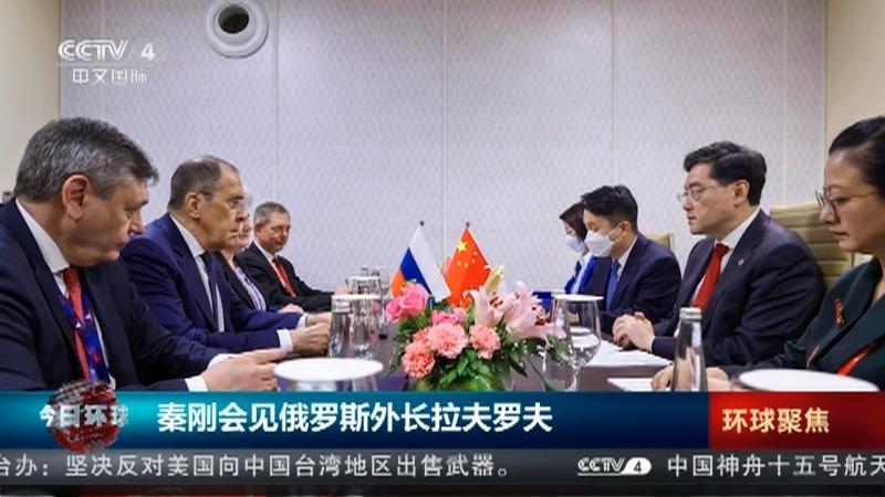 وزیر خارجه چین: چین و روسیه مشترکا از صلح و امنیت دفاع می کنندا