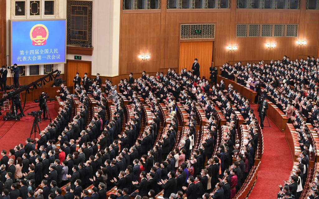 Xi Jinping: Za a tsaya tsayin daka wajen tabbatar da ci gaba mai inganci da kuma mai da jama’a a gaban kome