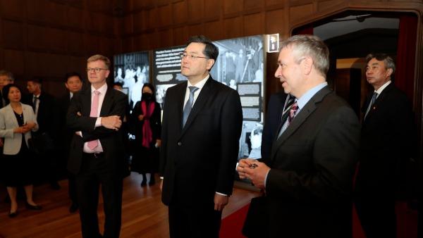 وزیر خارجه چین: باید با حفظ نظم بین‌المللی پس از جنگ جهانی دوم، یکپارچگی چین محقق شودا