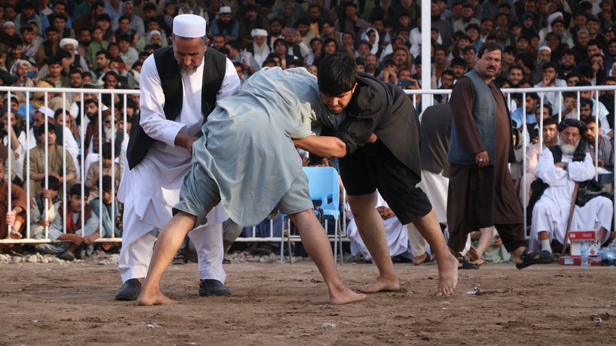 رقابت کشتی در هراتا
