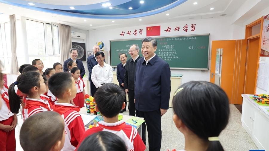 चीनका राष्ट्राध्यक्ष सी चिनफिङबाट युयिङ विद्यालयको निरीक्षण