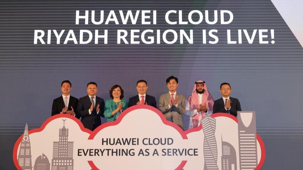 بهره برداری از مرکز جدید داده های ابری هوآوی در عربستان سعودیا