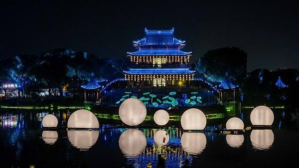 Suzhou: Festiwal Latarni z okazji Święta Środka Jesieni w strefie krajobrazowej Panmen