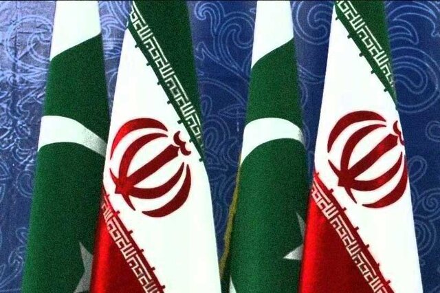 بازگشت سفرای ایران و پاکستان تا ۶ بهمنا