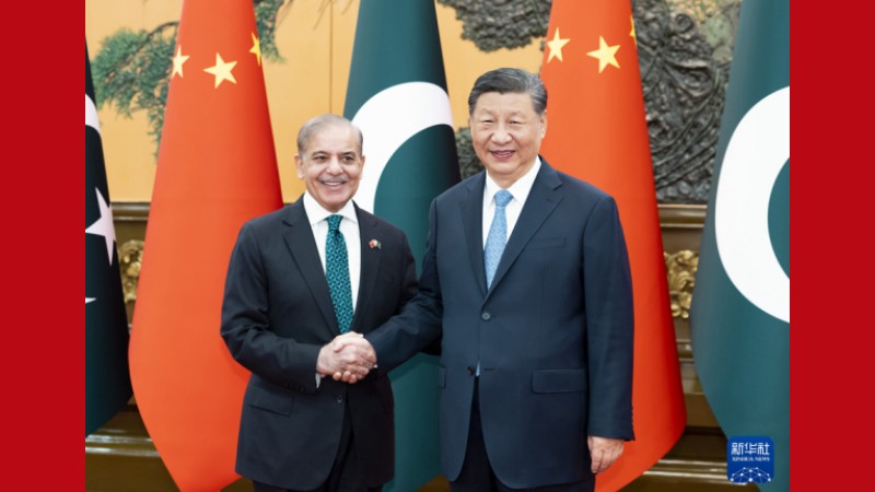 دیدار شی جین پینگ با نخست وزیر پاکستان در پکنا