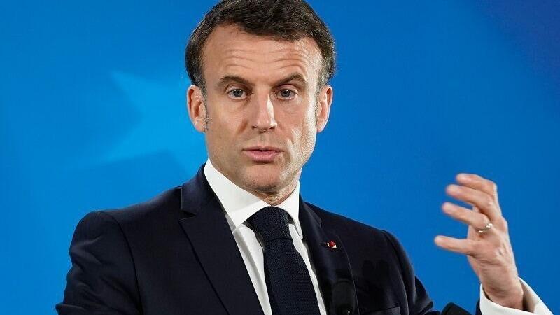 هشدار مکرون به وقوع «جنگ داخلی» در فرانسها