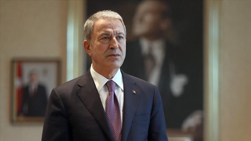 Ministri turk i Mbrojtjes Hulusi Akar (Foto Anadolu)