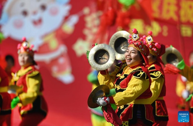برگزاری فعالیت‌هایی متنوع فرهنگی به مناسبت عید فانوس در چین + تصاویر