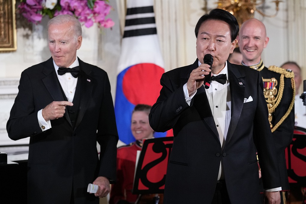 Presidenti jugkorean këndon për homologun amerikan(Foto:VCG)