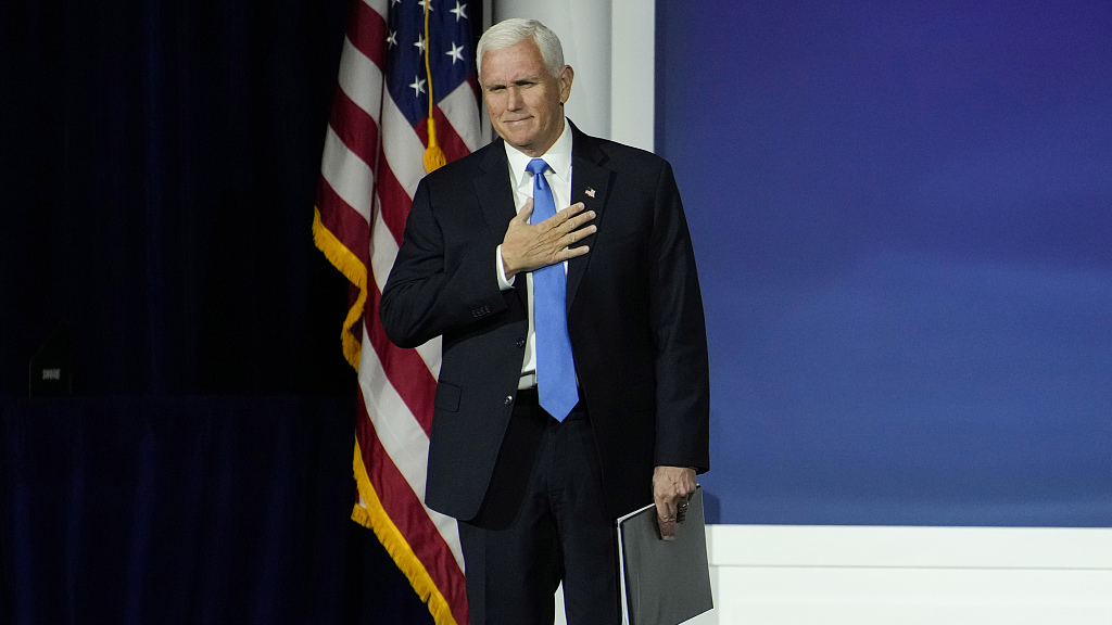Der ehemalige US-Vizepräsident Mike Pence auf der Bühne bei einem jährlichen Führungstreffen der Republican Jewish Coalition in Las Vegas, 28. Oktober 2023. (Foto / CFP)