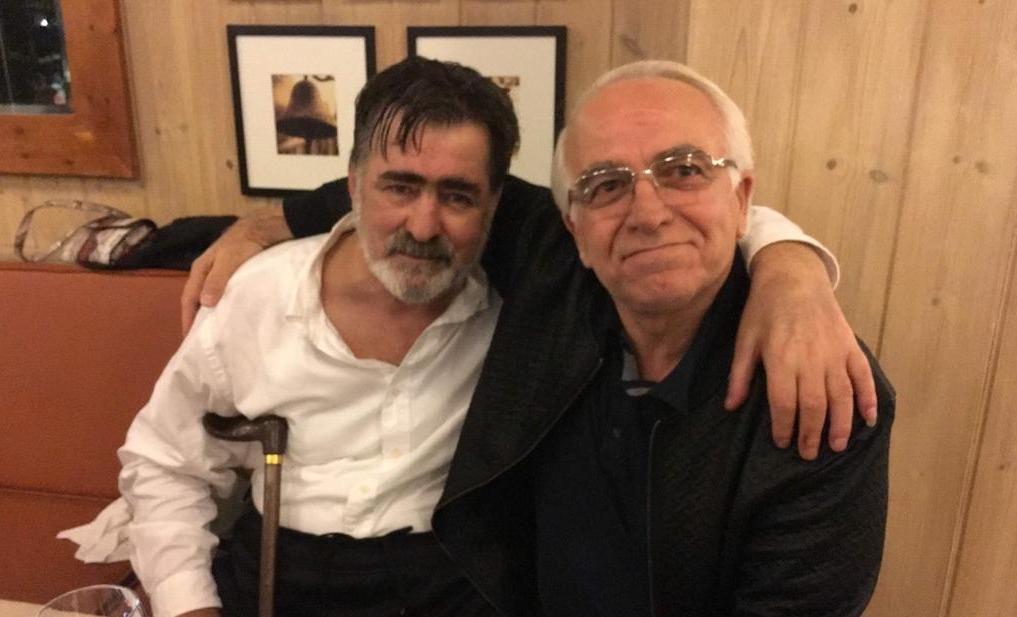 Pellumb Elmazi me poetin Arben Duka (Foto personale)