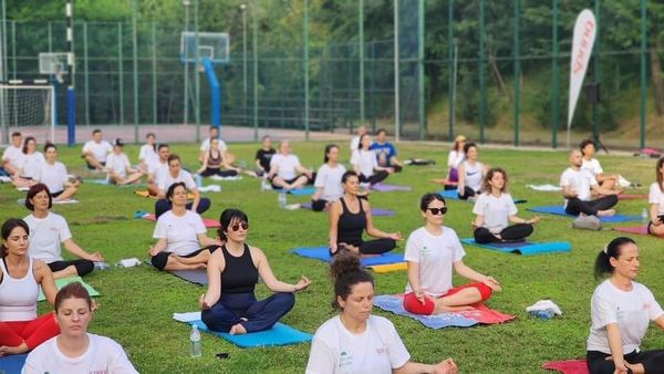 Joga nga Parku i Tiranës (Foto Atsh)