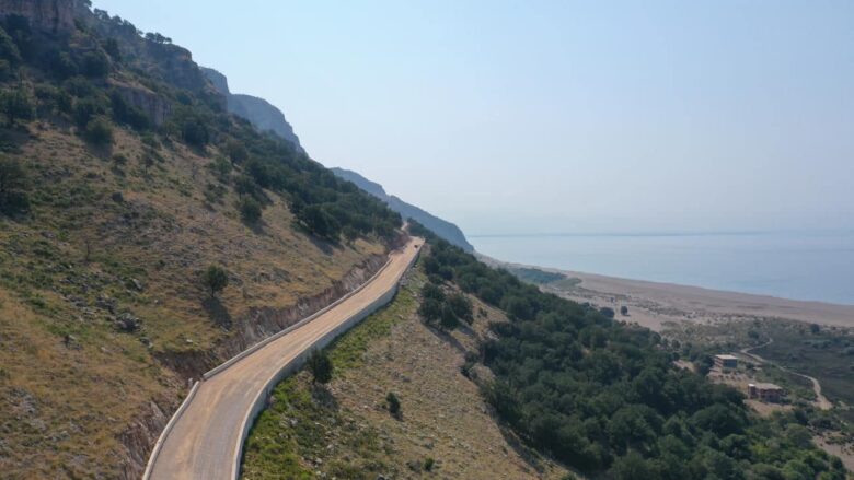 Rruga e re turistike Shëngjin-Velipojë (Foto Shqiptarja.com)