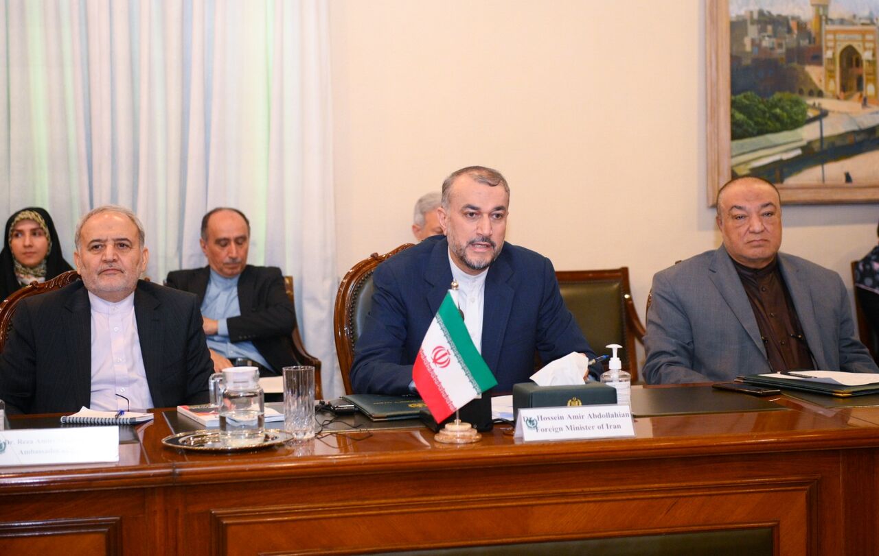 وزیرخارجه ایران از هدف‌گذاری برای افزایش مبادلات ایران و پاکستان به ۵ میلیارد یورو خبر دادا
