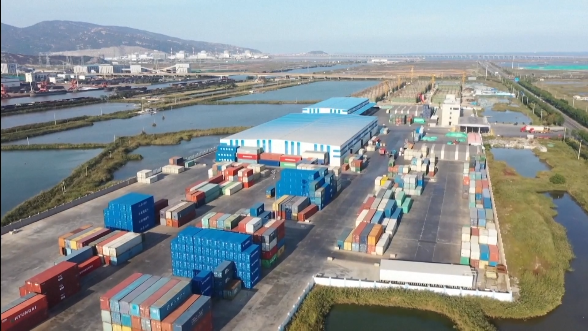 Ruch kontenerowy w Międzynarodowym Parku Logistycznym Szanghajskiej Organizacji Współpracy (Lianyungang) wzrósł w pierwszym półroczu o 28,12%