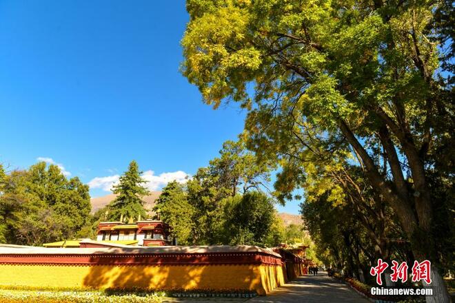 Keindahan Lhasa Gamit Pengunjung_fororder_la1