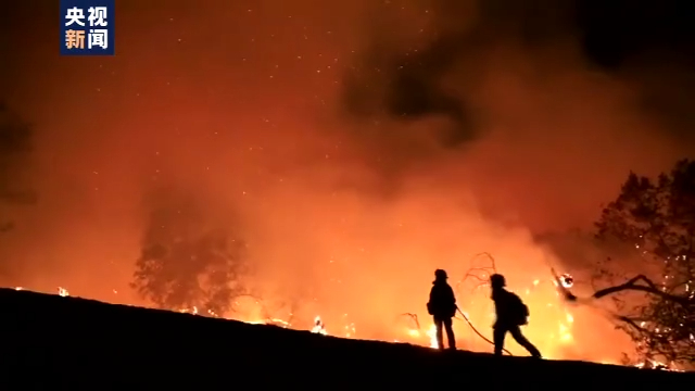 Kebakaran Hutan California, 100 Ribu Penduduk Dipindahkan_fororder_kebakaran2