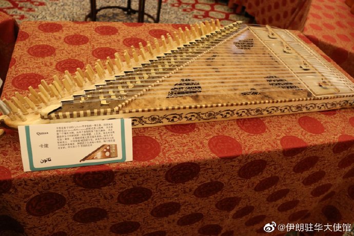 برگزاری نمایشگاه آلات موسیقی ایرانی در سفارت ایران در چین_fororder_89d9c905ly1gm4q5eja3hj21900u0qck