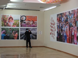 نمایشگاه عکاسی «روزهای شیرین اقوام شین جیانگ» در پکن رونمایی شدا