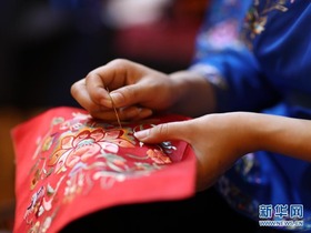 Persiapan Untuk Sambutan Pesta Adik-beradik Perempuan di Taijiang