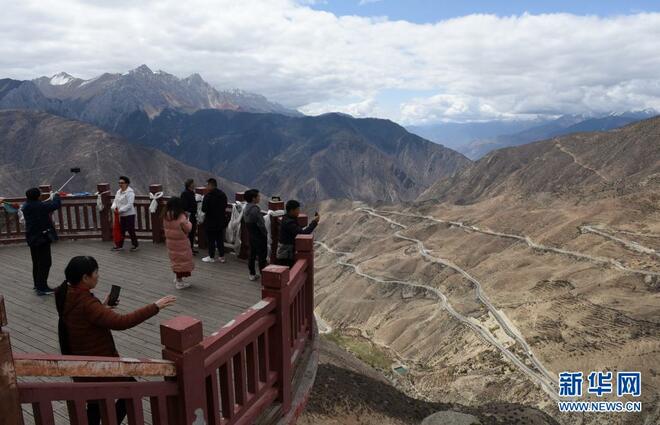 Lebuh Raya Sichuan-Tibet Tumpuan Pengunjung_fororder_chuan1