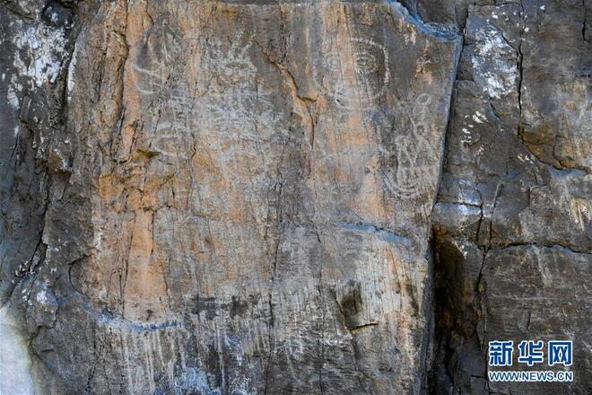 Lukisan Batu Zaman Kuno Didapati di Gunung Zhuozi_fororder_1126626753_16030256746201n
