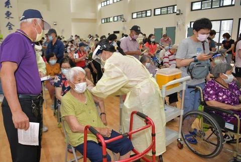 فوت 12 نفر از منطقه تایوان چین پس از دریافت واکسن استرازنکا_fororder_aa85-krpikqf5339468
