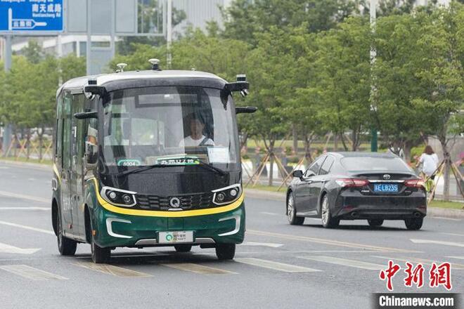 Perkhidmatan Bas Awam Tanpa Pemandu di Suzhou_fororder_213