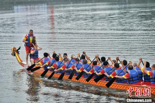 Perlumbaan Perahu Naga Sambut Pesta Ketupat_fororder_223