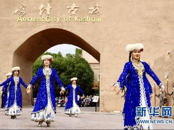 Penduduk Xinjiang Nikmati Kesejahteraan Hidup