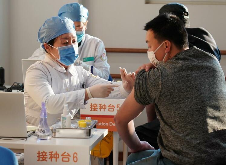 حرکت سریع چین در مسیر واکسیناسیون علیه کرونا_fororder_3456075