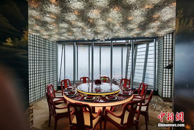 Hotel Tertinggi Dunia Mula Beroperasi di Shanghai_fororder_jiudian7