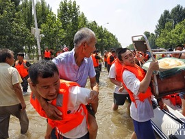 عملیات نجات در شین‌شیانگ هه‌نان در حال انجام استا