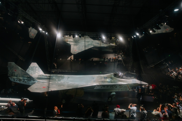 رونمایی از نسل پنجم جنگنده های روسیه در نمایشگاه هوافضای مسکو_fororder_23432143