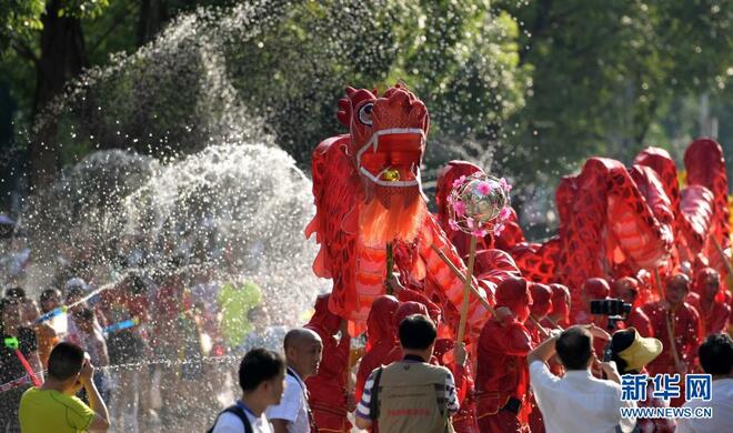 Menyambut Pesta "Hari Keenam Bulan Keenam" Di Guizhou_fororder_11