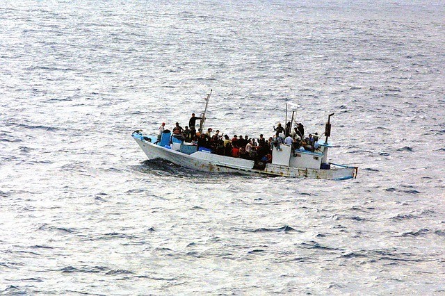 واژگونی قایق مهاجران در آب های شمال غرب آفریقا_fororder_234324